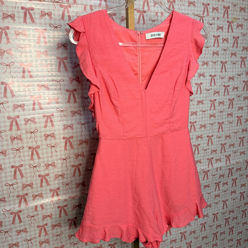 DO+BE Boutique Ruffled Pink Coral BarbieCore Romper Summer Beach Small